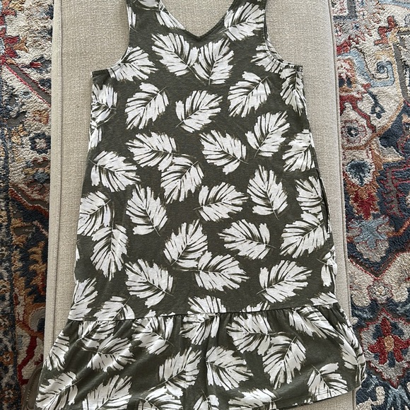 J Jill Dress Midi Flounced Hem Double V Neck Knit Dress.  Size X Small - Picture 3 of 7